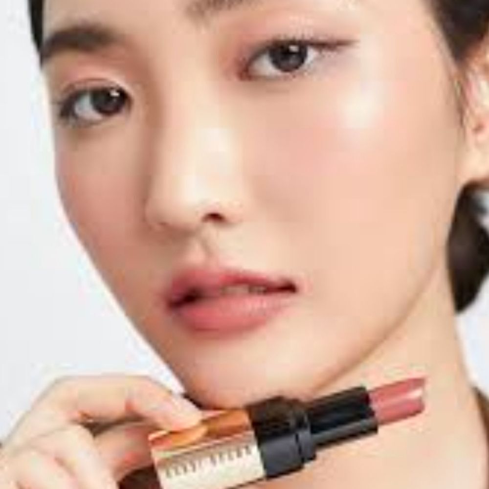 Bobbi Brown Luxe Lipstick - Picture 5 of 8